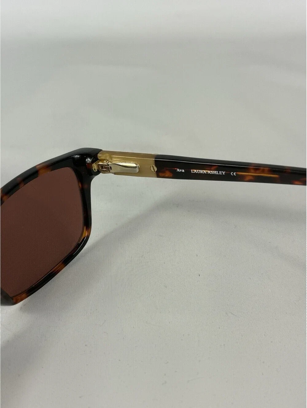 LAURA ASHLEY Sunglasses AVA Tortoise Gold Womens Cat Eye 53-16-140 FRAMES ONLY